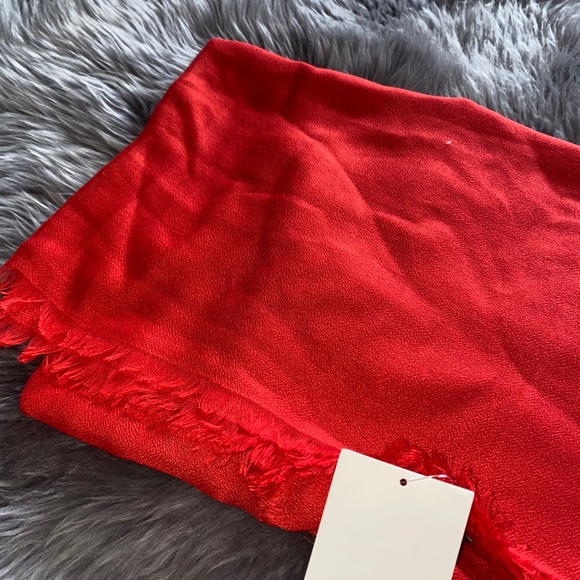 Zara Blanket Scarf - Picture 2 of 3